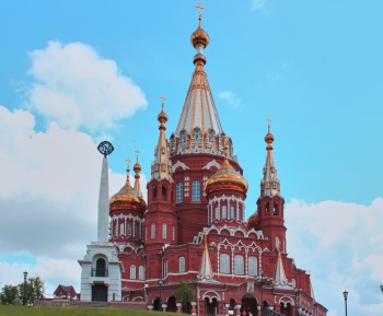 Свято-Михайловский собор в Ижевске
