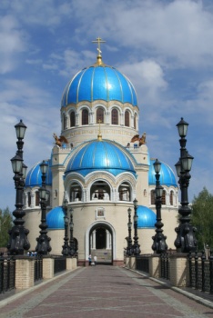 Храм Живоначальной Троицы в Орехове-Борисове