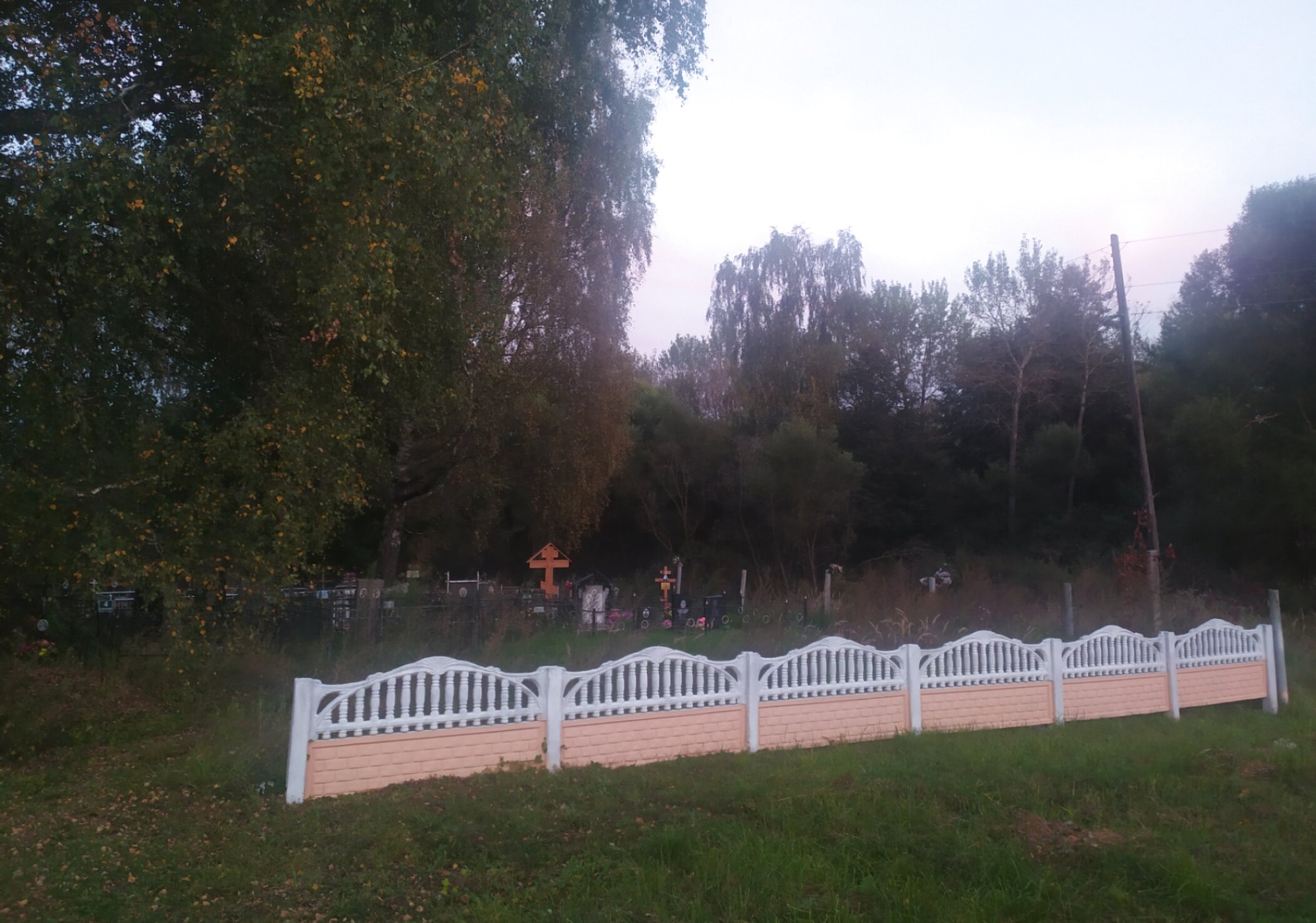 Кладбище при Церкви Успения Пресвятой Богородицы в Константиново