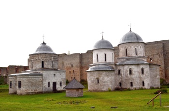 Успенский и Никольский соборы в Ивангородской крепости