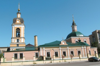 Храм Сорока мучеников Севастийских у Новоспасского монастыря в Москве