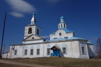 Церковь Воздвижения Креста Господня в Верх-Боровой