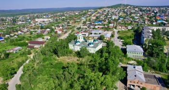 Свято-Троицкий собор в Полевском с высоты птичьего полёта