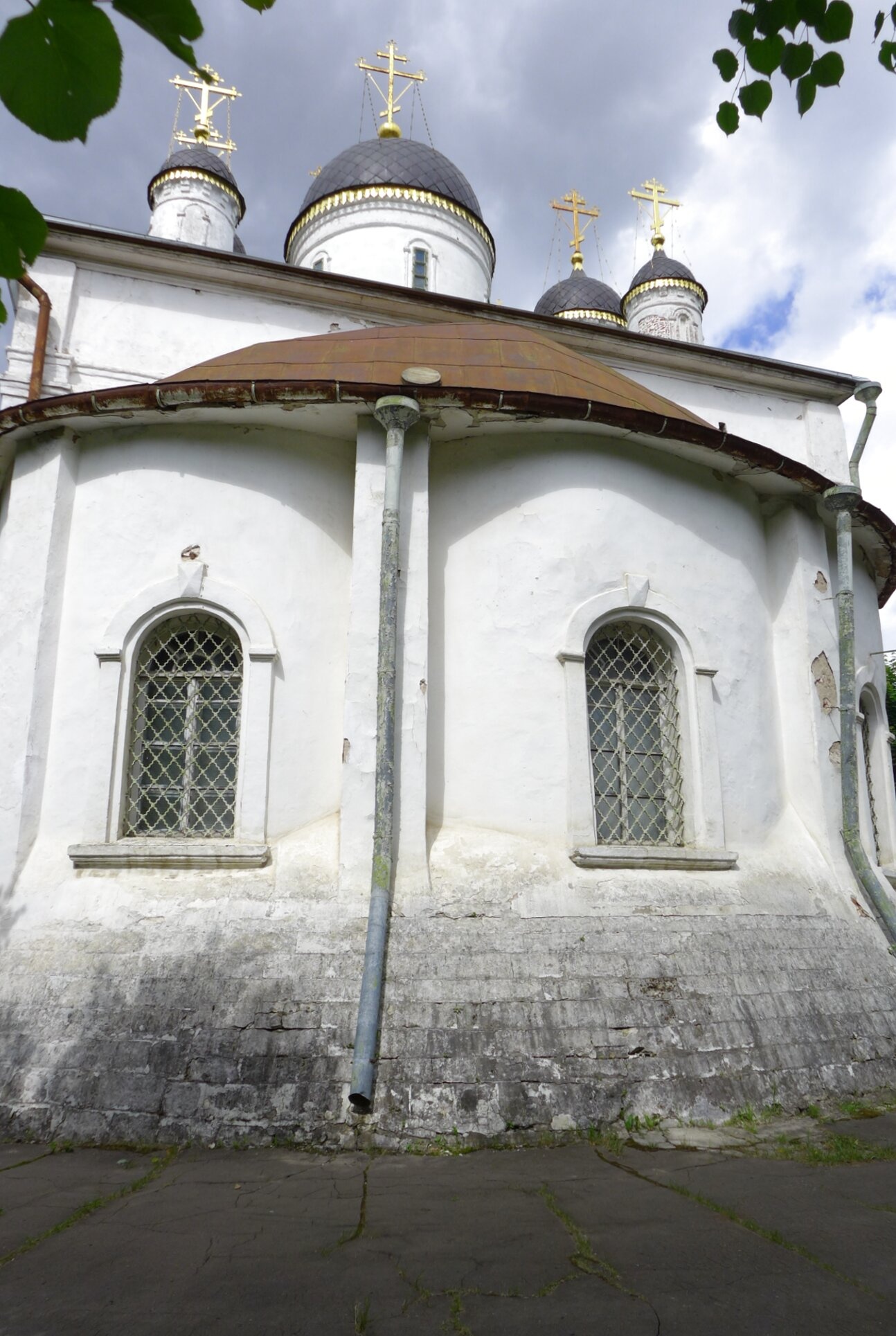 Храм Белая Троица в Твери