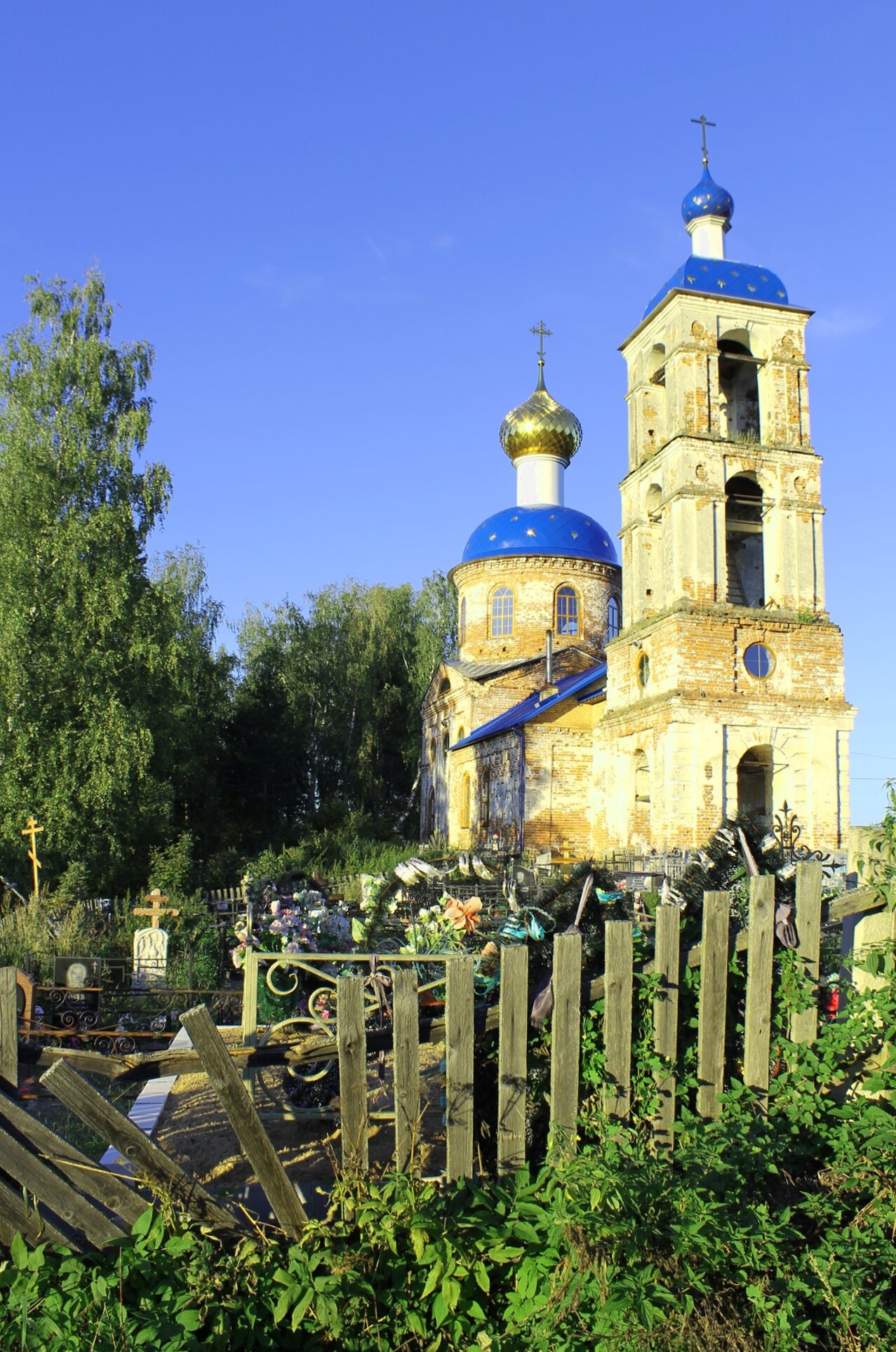 Успенский храм в Вепревой пустыни