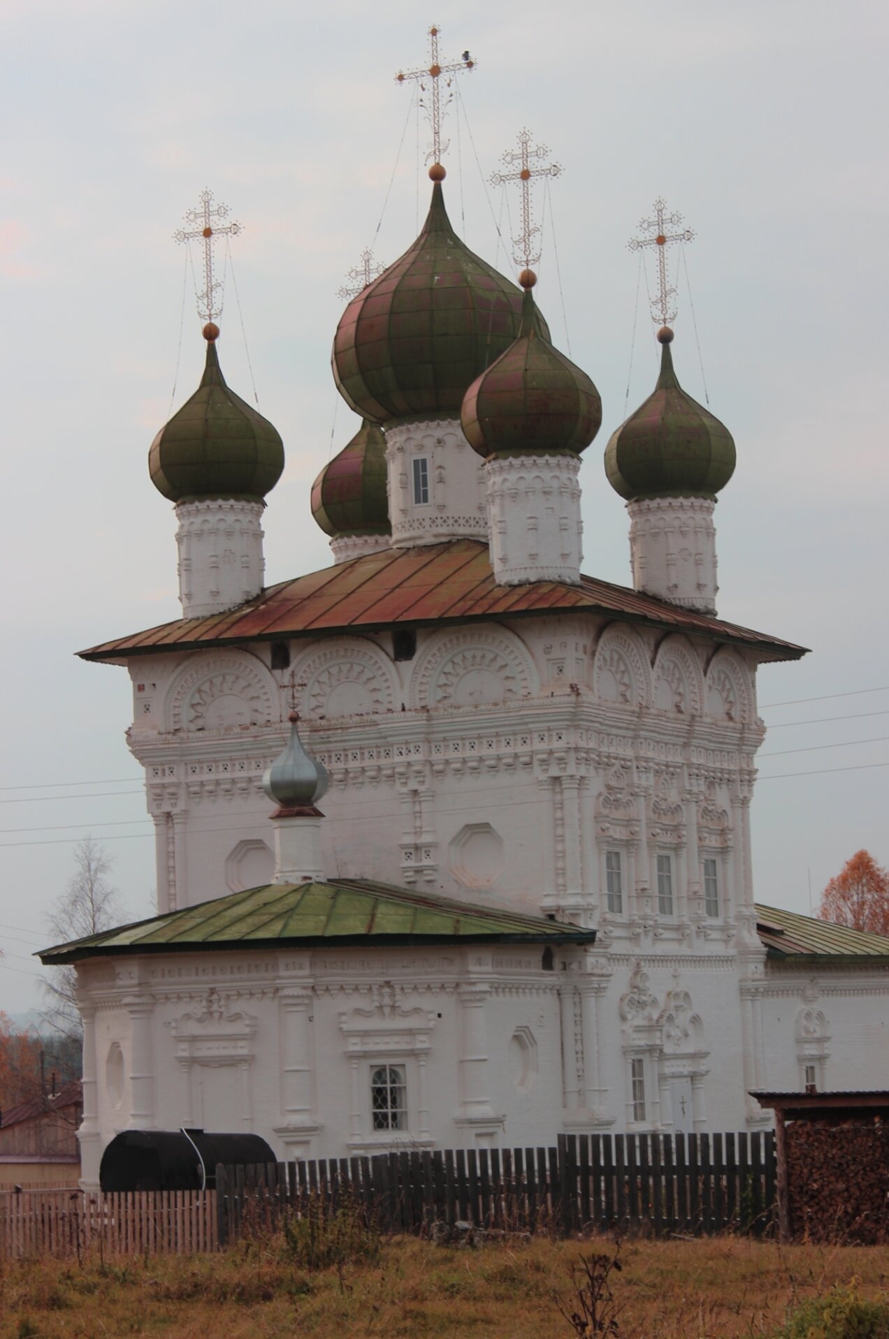 Никольская церковь в поселке Ныроб