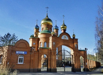 Храм во имя святого преподобного Серафима Саровского в Екатеринбурге