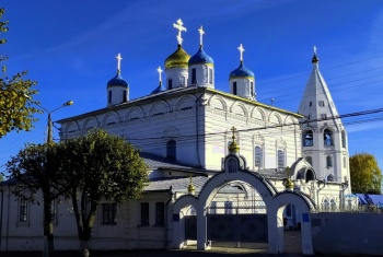 Введенский кафедральный собор в Чебоксарах