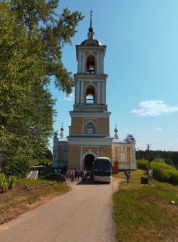 Церковь Смоленской иконы Божией Матери в Оковцах