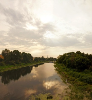 Вид на Софийский собор через реку Вологда
