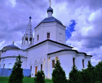 Троицкий собор на Соборной горе в Серпухове