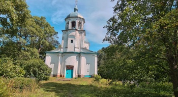 Церковь Успения Пресвятой Богородицы в деревне Коростынь
