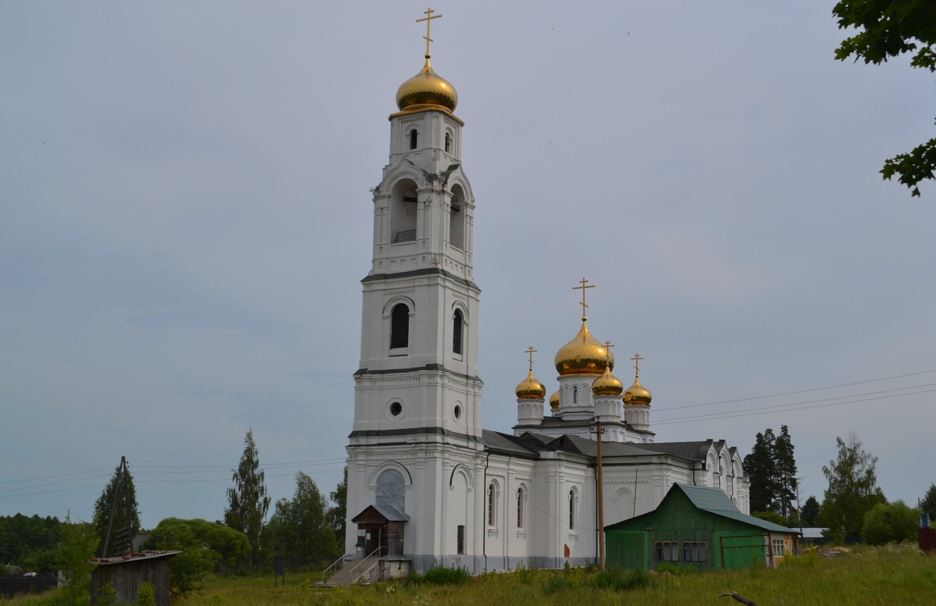 Храм Святителя Николая Чудотворца в Середниково