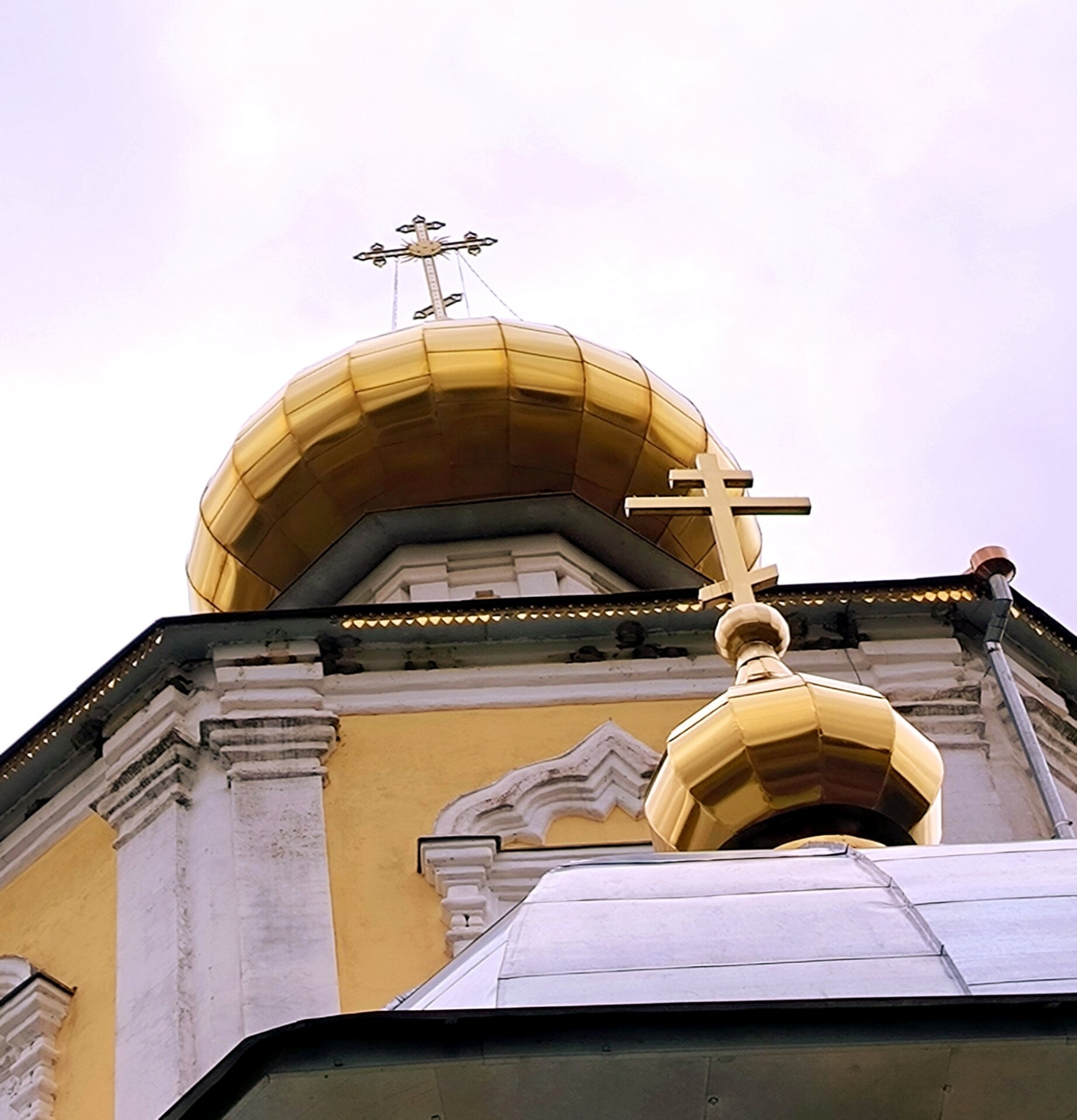 Храм Смоленской иконы Божией Матери в Оковцах