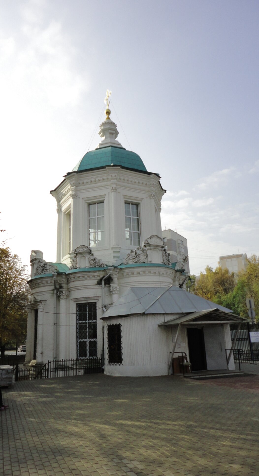 Церковь иконы Божией Матери «Знамение» в Перове
