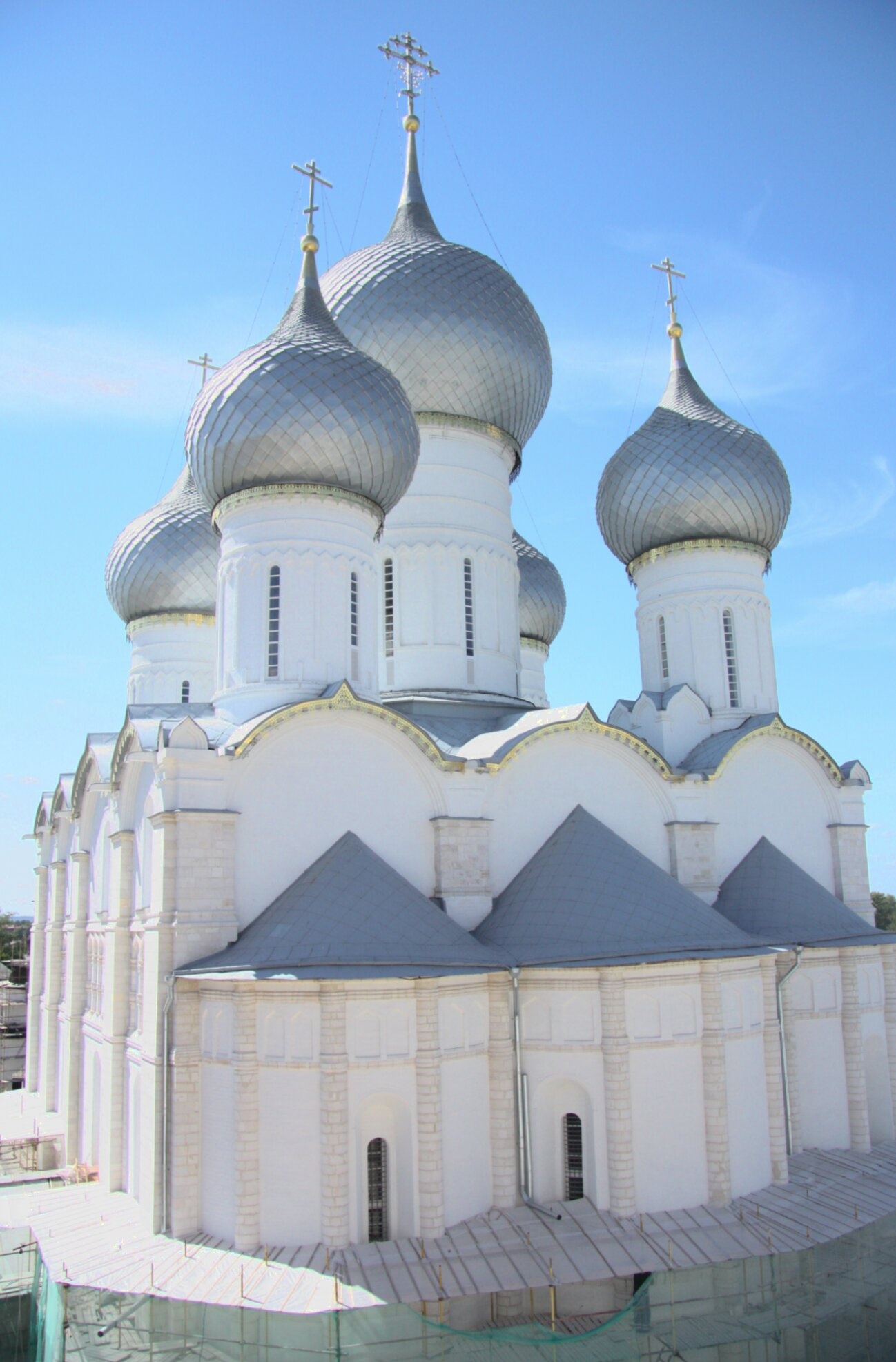 Успенский собор Ростовского кремля - архитектурная доминанта Ростова Великого