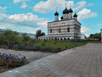 Собор Живоначальной Троицы Макарьево-Унженского монастыря