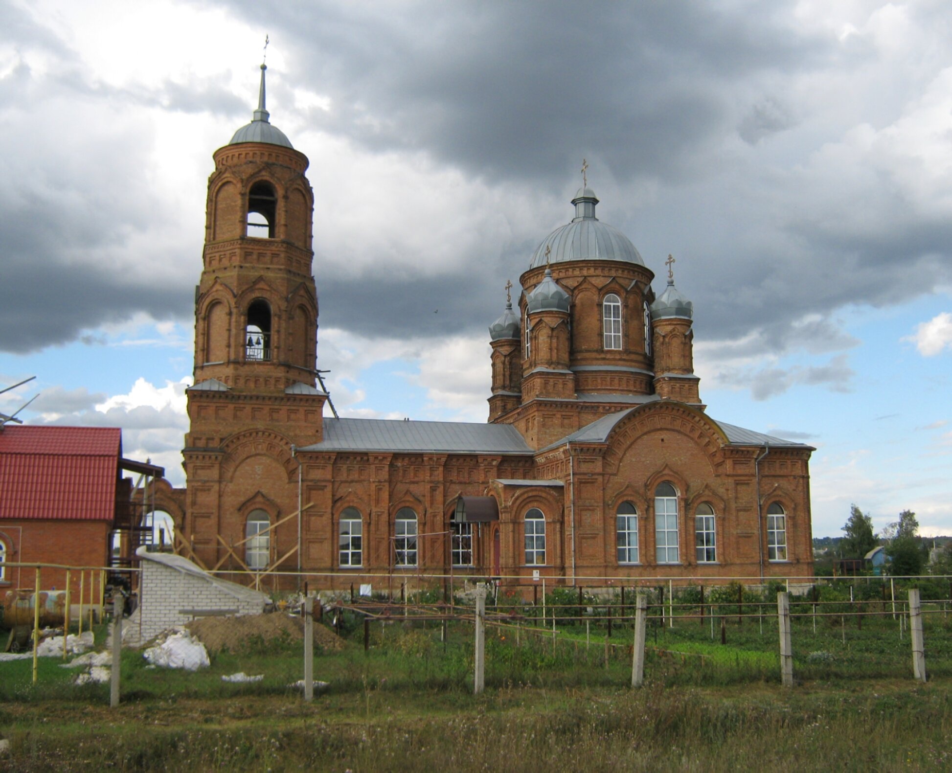 Храм Казанской иконы Божией Матери в селе Латное