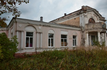Главный дом усадьбы К.В. Шлиппе в Любаново