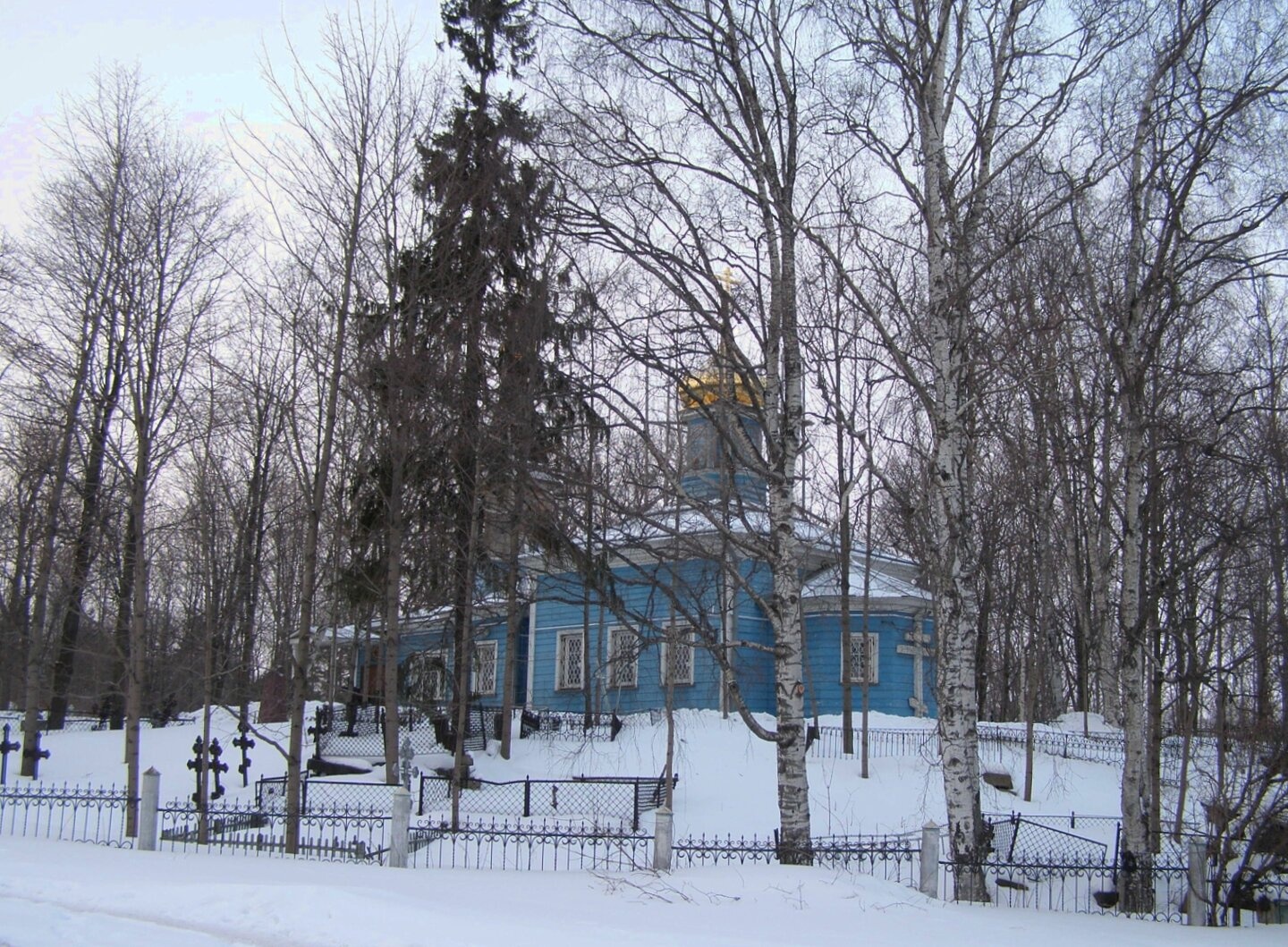 Церковь Святой Великомученицы Екатерины в зимнем убранстве