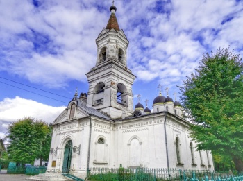 Храм Белая Троица в Твери - старейший православный храм