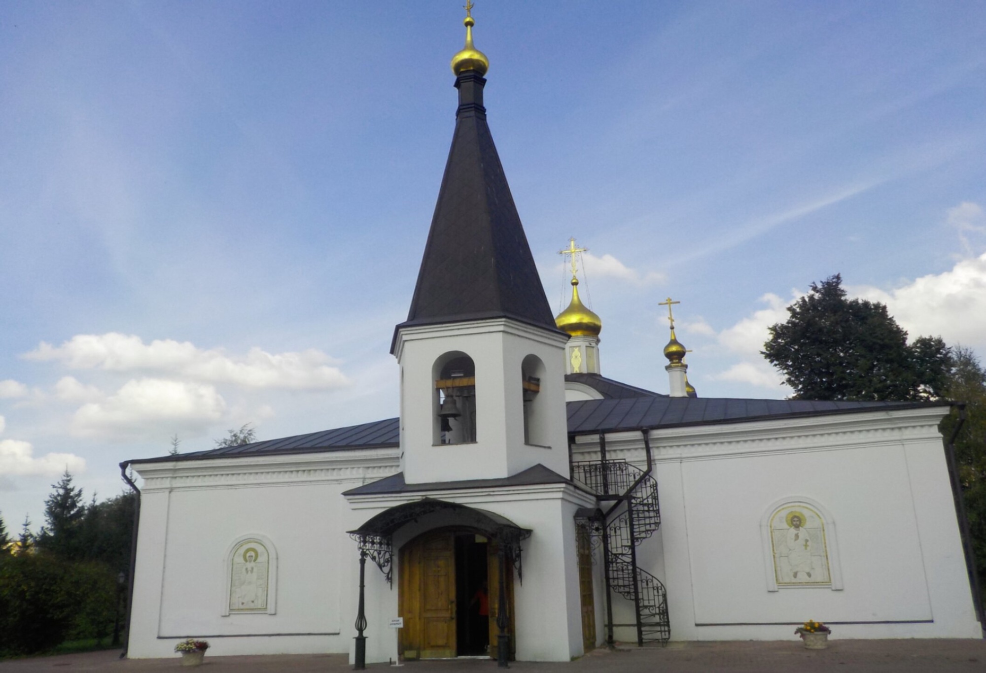 Церковь Воскресения Словущего в Подольске