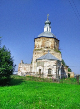 Владимирская церковь в селе Крапивново