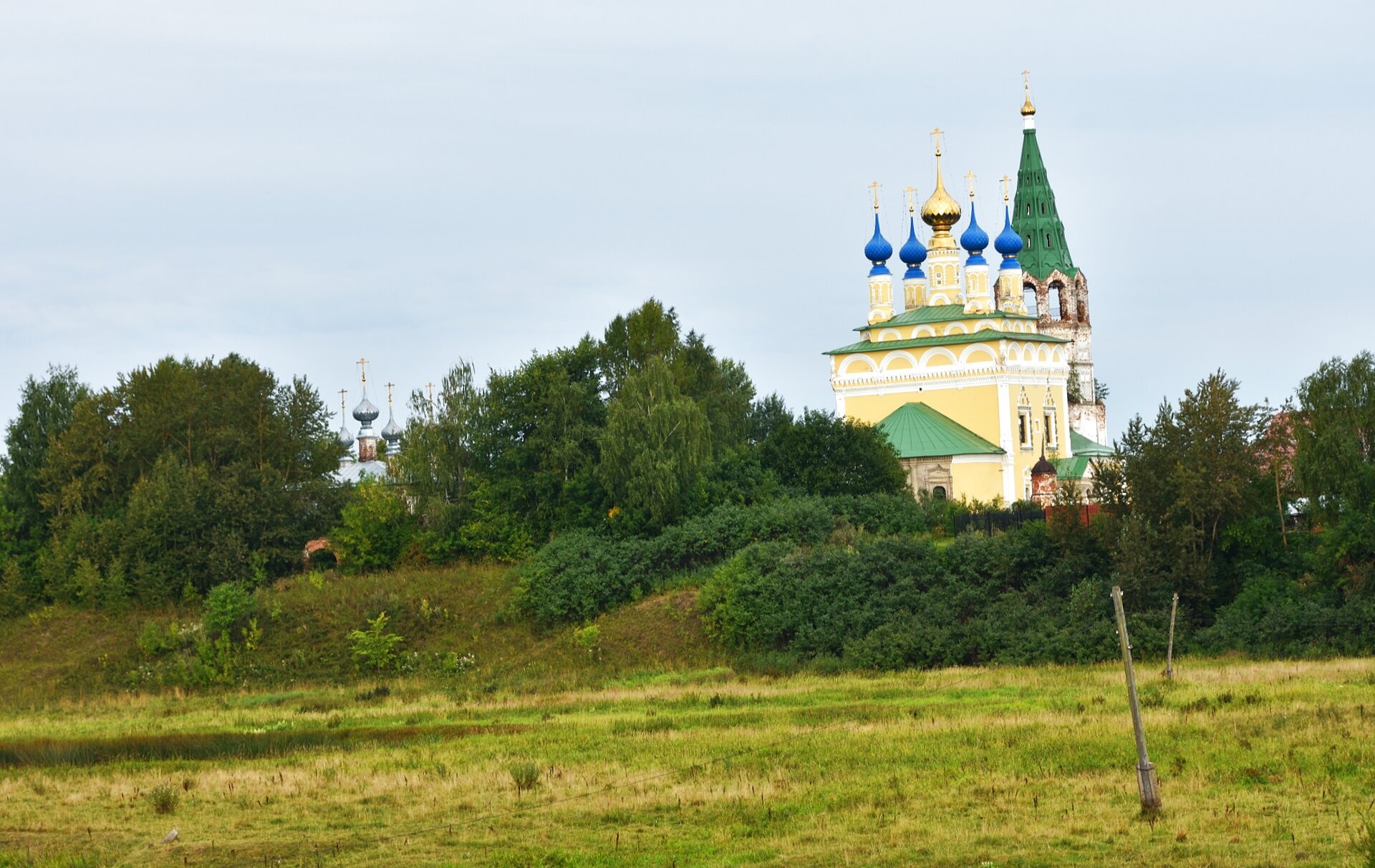 Летняя церковь Рождества Пресвятой Богородицы в Успенском женском монастыре села Горицы