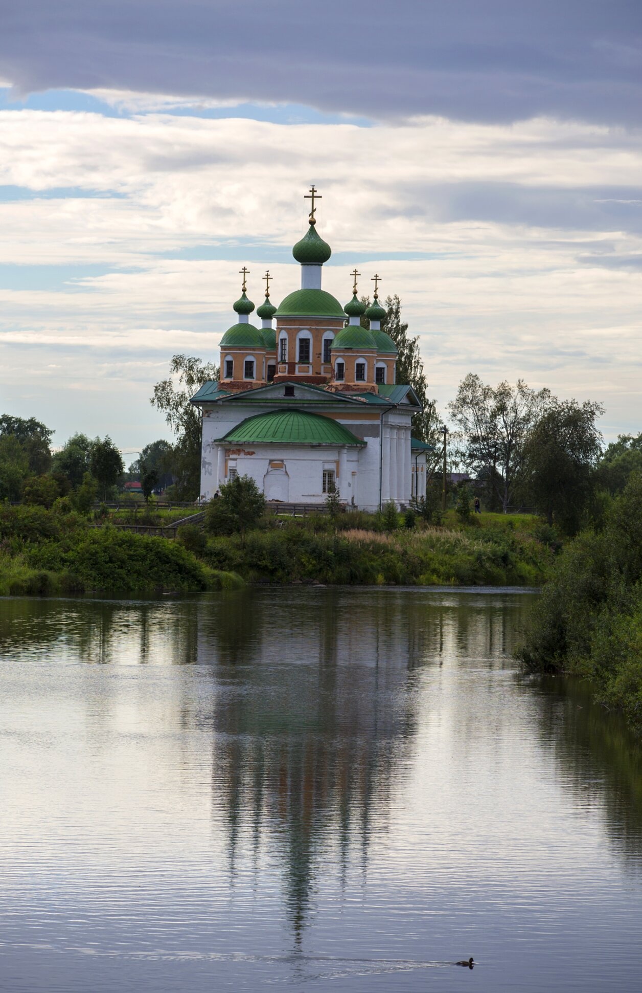 Церковь Смоленской иконы Божией Матери в Олонце