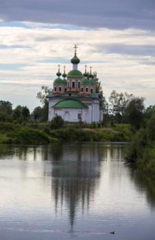 Церковь Смоленской иконы Божией Матери в Олонце