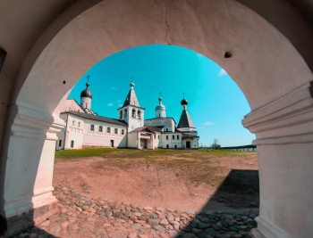 Ферапонтов Белозерский Богородице-Рождественский монастырь