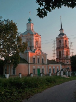 Церковь Троицы Живоначальной в селе Голочёлово