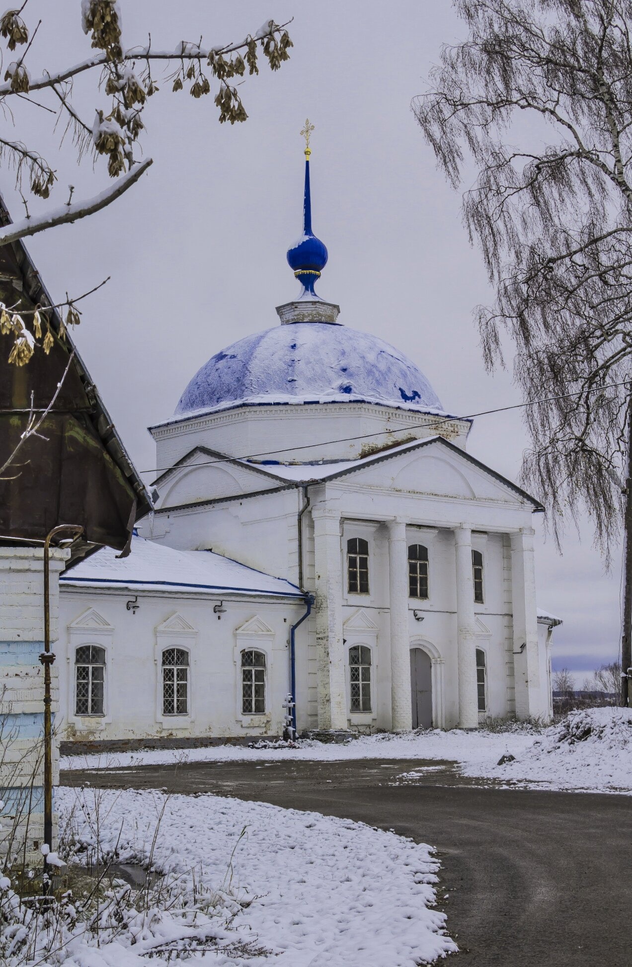Церковь Сретения Господня в Переславле-Залесском зимой