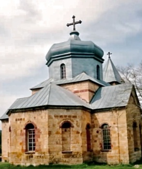 Храм Архистратига Михаила в селе Привольное (Армения)