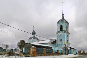 Церковь Ильи Пророка в селе Малое Ильинское - зимний вид