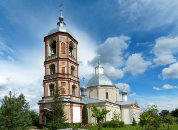 Храм Живоначальной Троицы в селе Троицкое