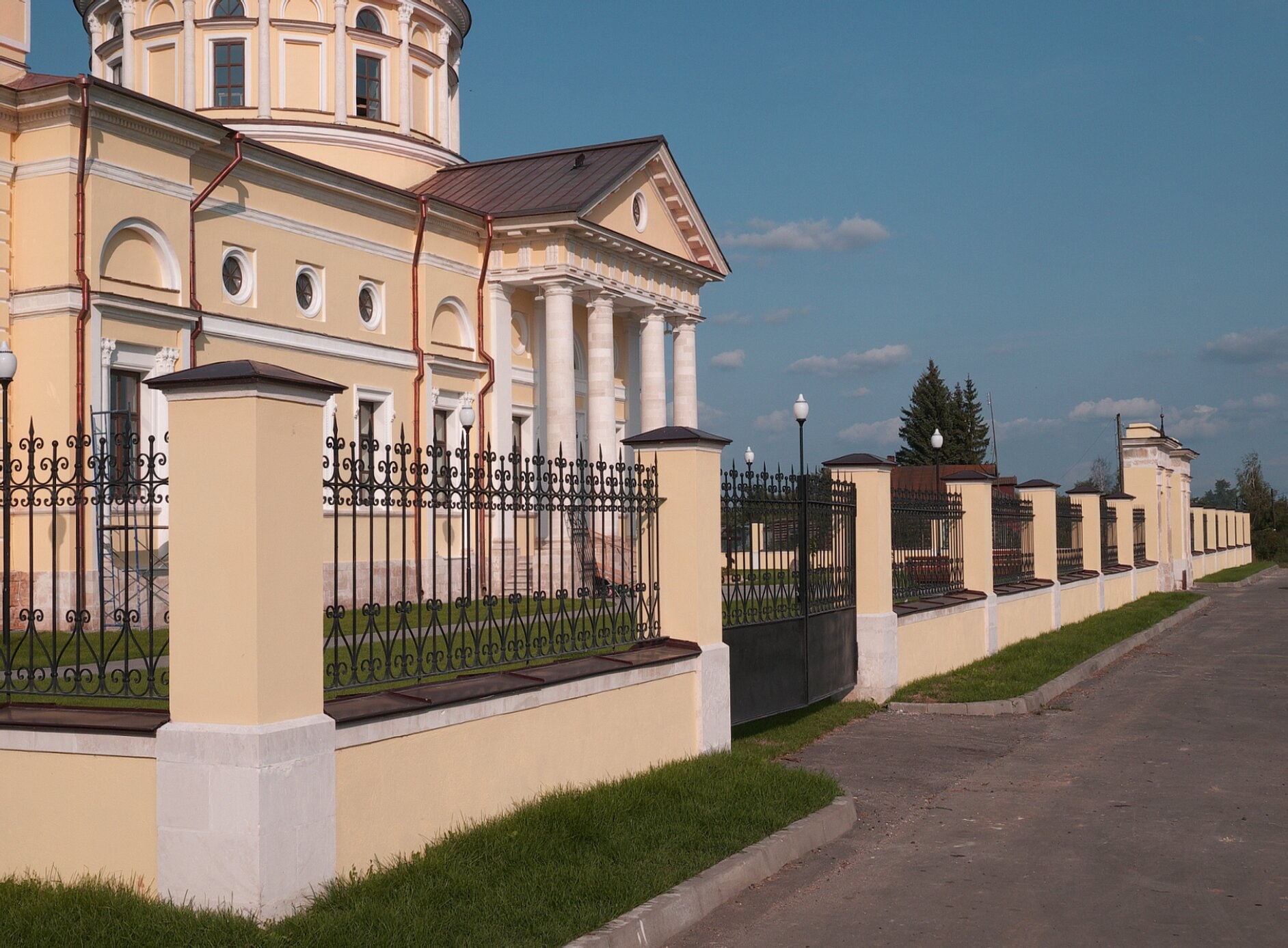 Церковь Рождества Пресвятой Богородицы в Подчерково: зимняя фотография и описание