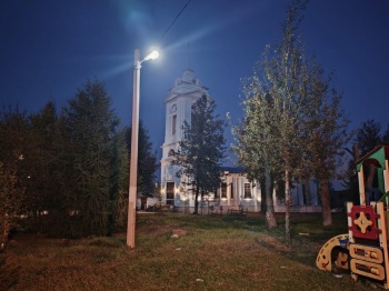 Церковь Николая Чудотворца в селе Здехово - вечерний вид
