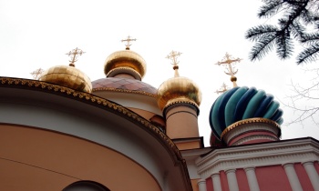 Храм Преображения Господня в Переделкино: архитектура и купола