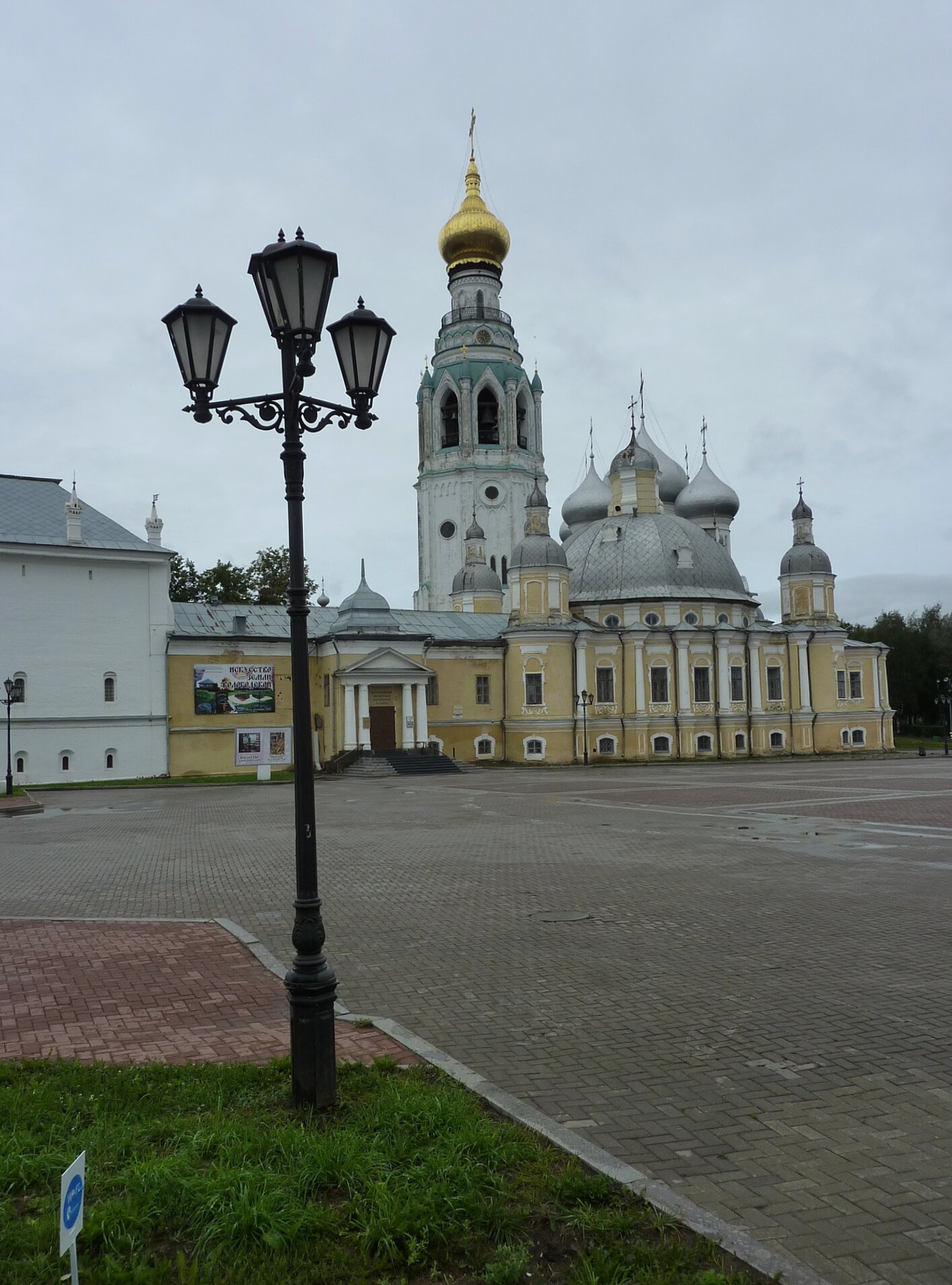Софийский собор в Вологде - архитектурный памятник православия