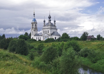 Церковь Рождества Пресвятой Богородицы в селе Савинское