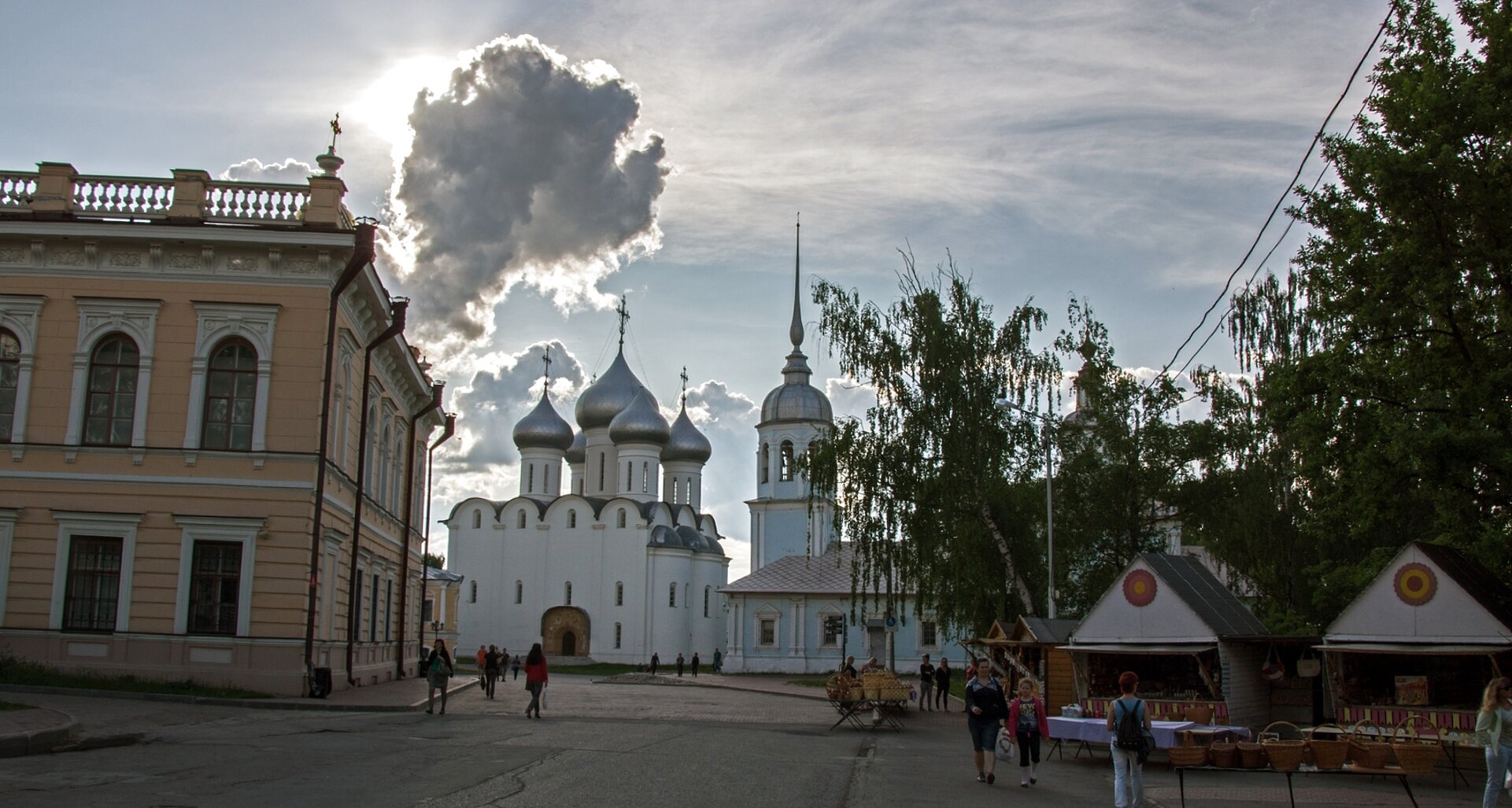 Софийский собор и колокольня в Вологодском кремле
