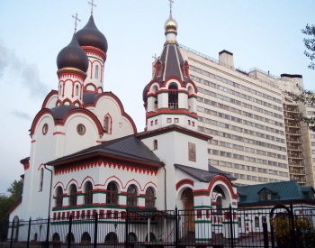Храм Живоначальной Троицы в Старых Черемушках