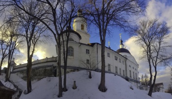 Храм Корсунской иконы Божией Матери в зимнем убранстве