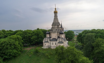 Церковь Спаса Преображения в селе Остров
