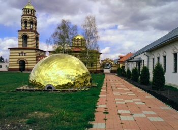 Николаевский Малицкий мужской монастырь в деревне Николо-Малица