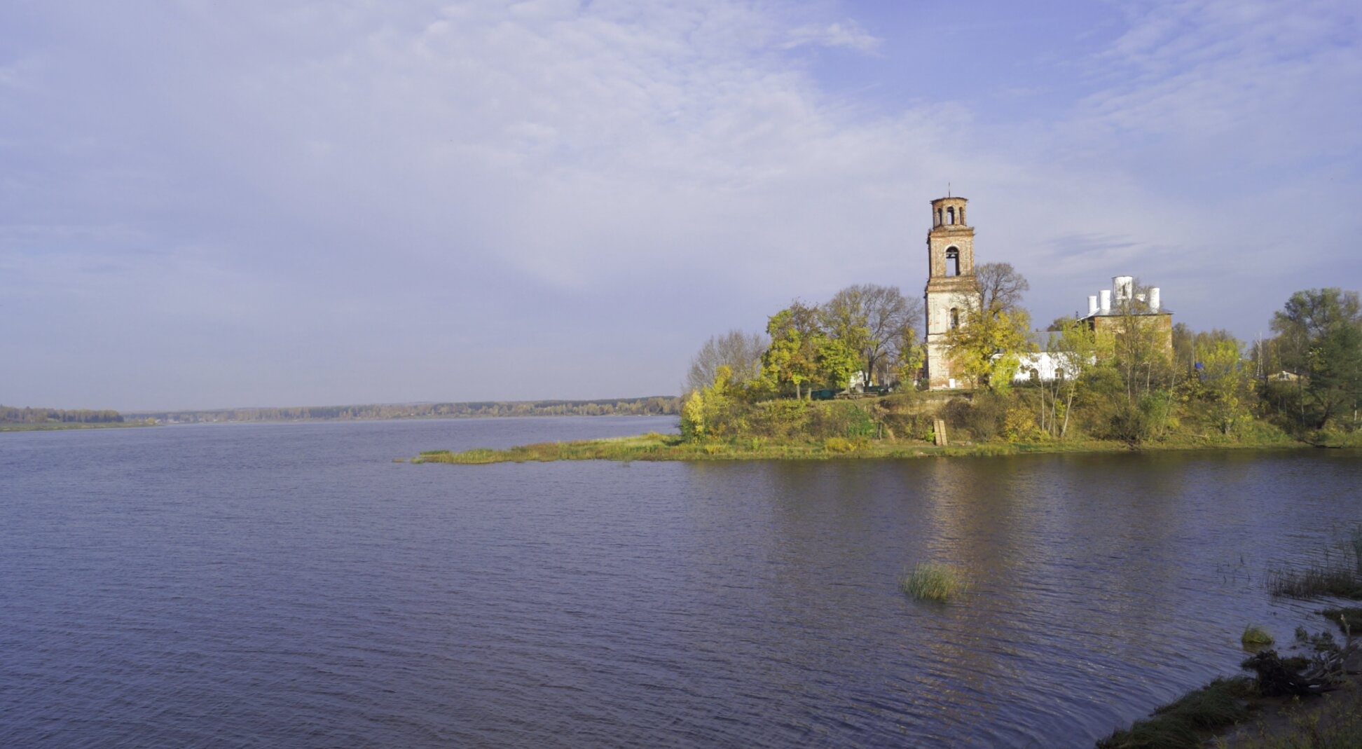 Церковь Смоленской иконы Божией Матери в селе Устье