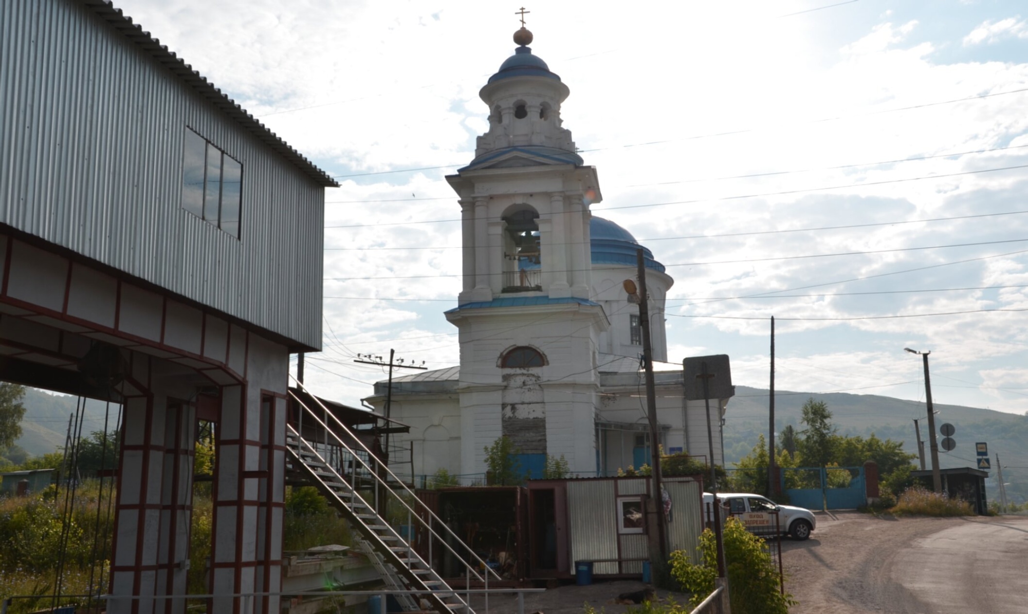 Церковь святых апостолов Петра и Павла в Аше