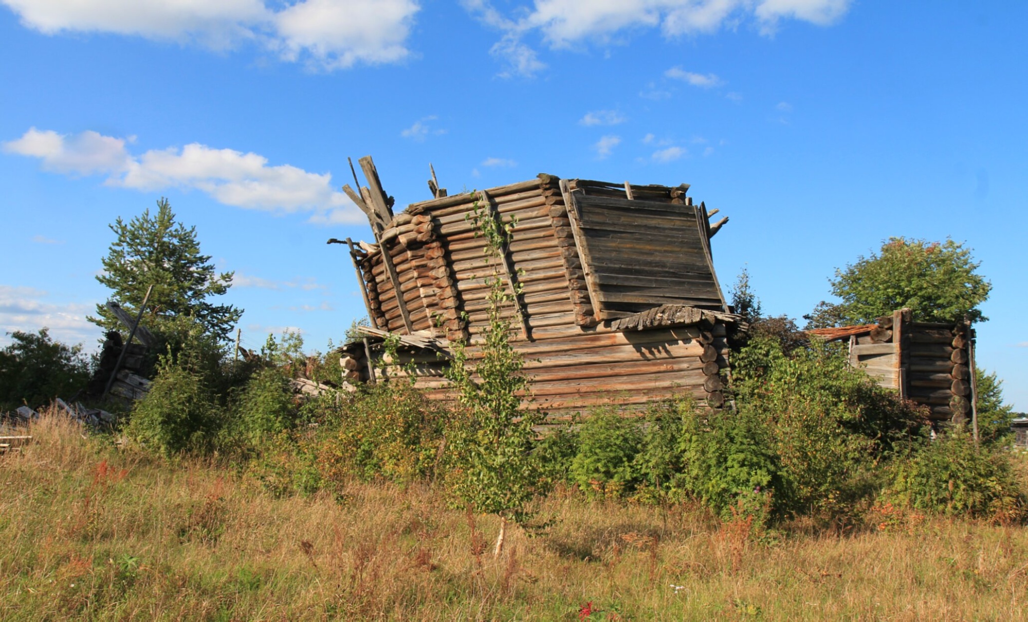 Георгиевская церковь в деревне Верхняя Паленьга