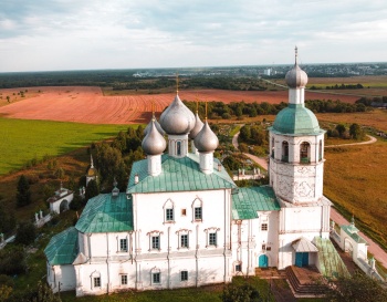 Церковь Илии Пророка на Ильинском погосте в Засодимье